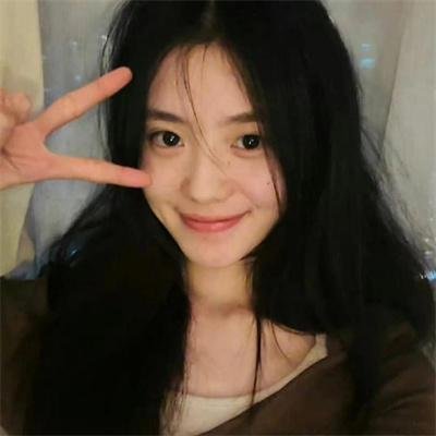 5个吓鬼的少年